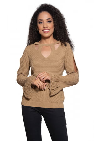 Blusa Manga Flaire Recortes Decote - REF. 124 Blusa Manga Flaire Recortes Decote - REF. 124