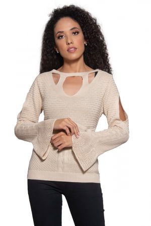 Blusa Manga Flaire Recortes Decote - REF. 124 Blusa Manga Flaire Recortes Decote - REF. 124